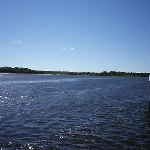 Motel Tin Bay's Sleepy Lagoon, Tin Can Bay